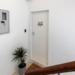 Feel Good In Old Town سبليت
