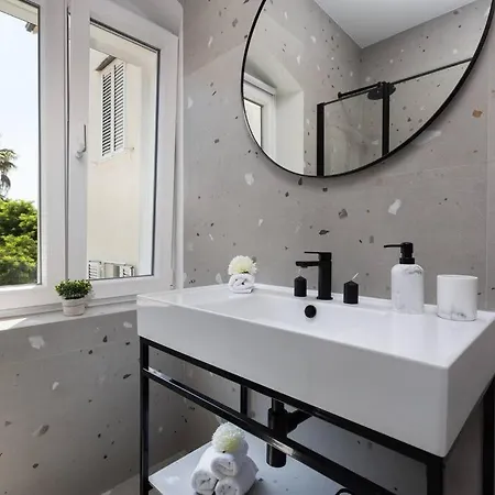 Feel Good In Old Town Apartman *