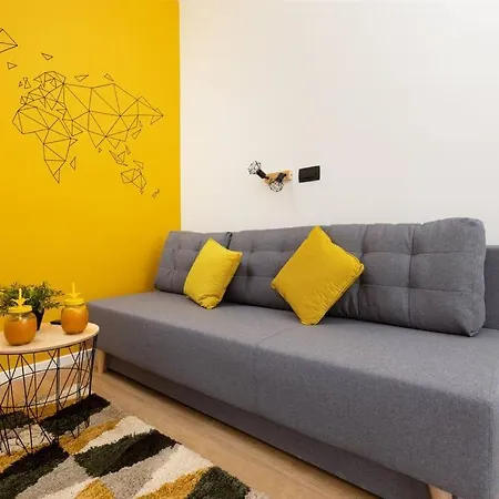 Feel Good In Old Town * Split