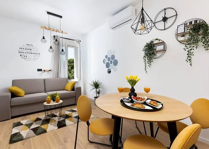 Feel Good In Old Town Apartment Split