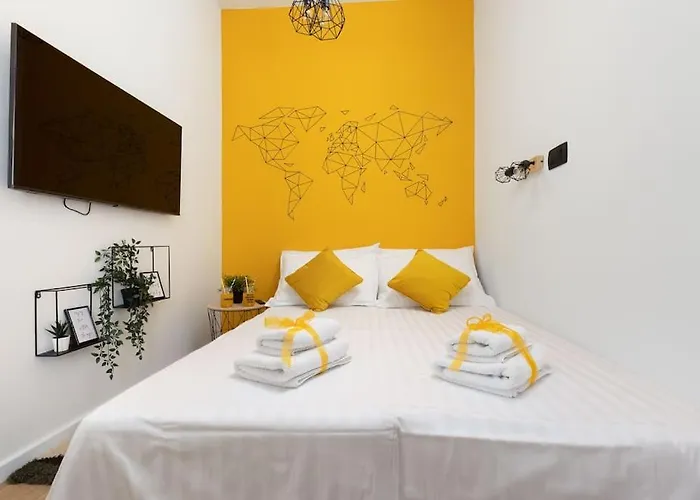 Feel Good In Old Town